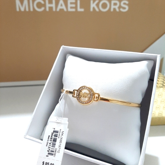 Michael Kors Jewelry - Nwt MK gold tone bracelet
